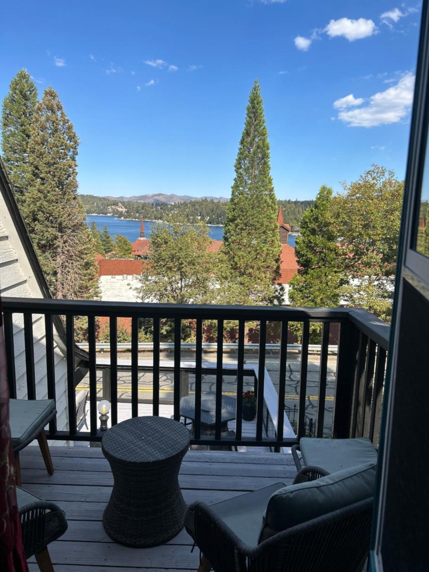 Arrowhead Lake Inn Lake Arrowhead Exterior foto